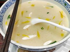 -香麒园·过桥米线·南湖雅宴