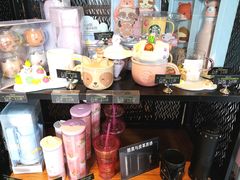 零售区-星巴克(虹口运动loft店)