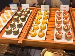 -圣丰索菲特·2 On 988 Café 自助餐厅