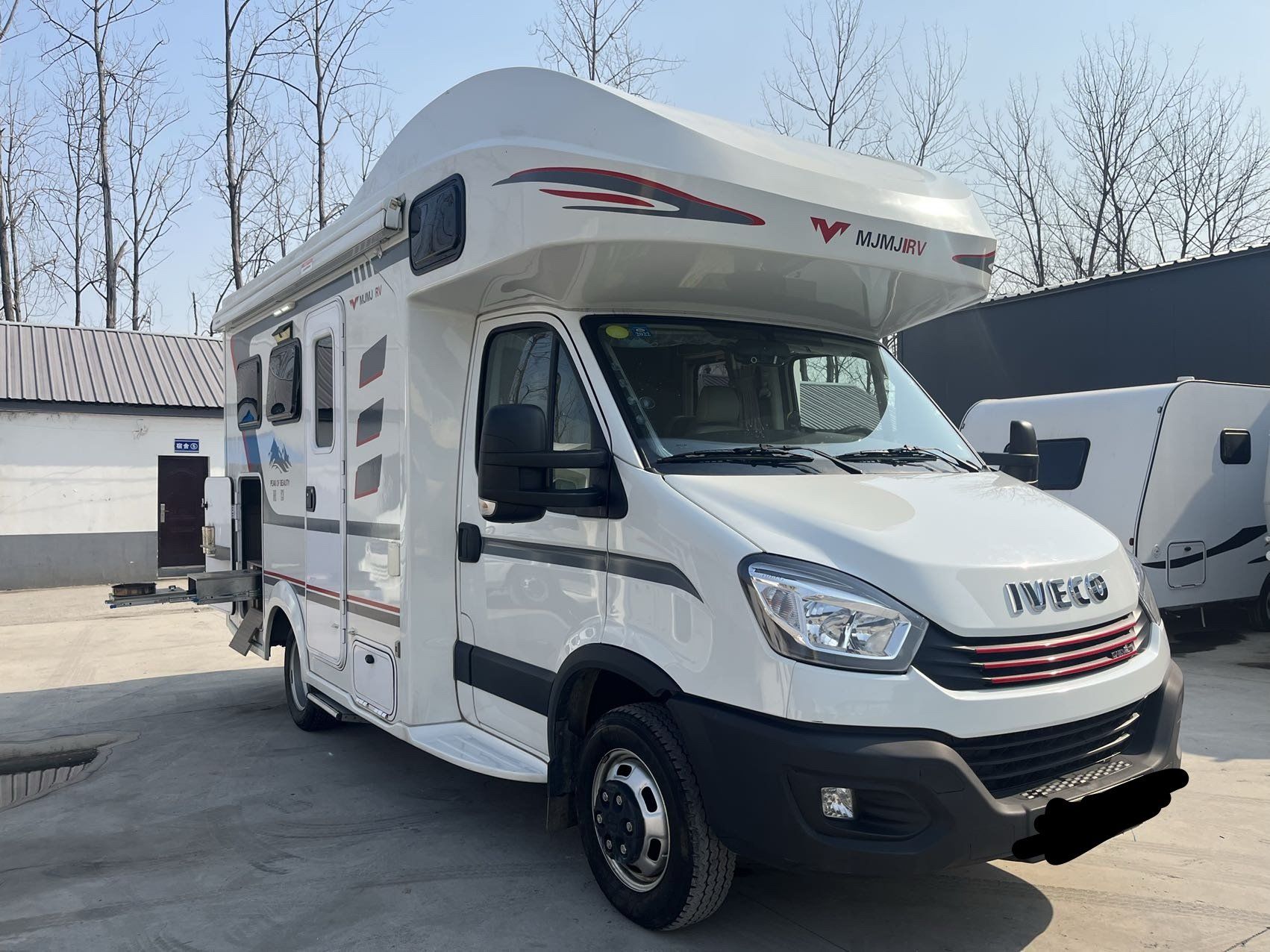 美景美家依维柯欧盛c型房车  23800