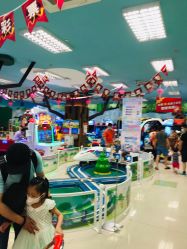 -莫莉幻想儿童乐园(武汉经开永旺店)