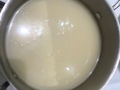 -红鼎豆捞·非遗鲍皇汤火锅(宝丰路店)