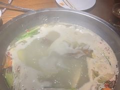 -佬土鹅肠火锅(解放路店)