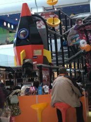 -星际乐园(红博中央公园店)