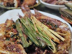 -岩保农家乐