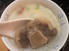 滋补牛尾汤-龍二烧肉酒场(九亭店)