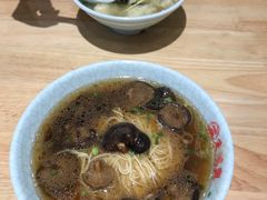 -朱鸿兴面馆(镇湖店)