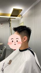-即型男士理发工作室