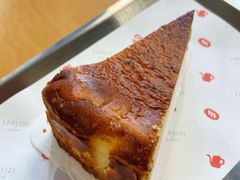 香草巴斯克-LANLIZI BAKERY(COSMO店)
