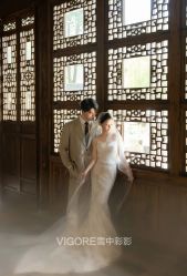 -雪中彩影婚纱摄影·微光艺术中心