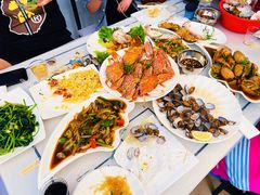 -覃记海鲜美食餐厅