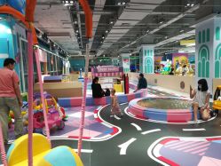 -利奥梦幻主题乐园(爱琴海购物公园店)