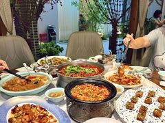 -万重锦·人文川菜馆(骡马市店)