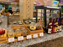 面包甜点陈列柜-庭园西餐