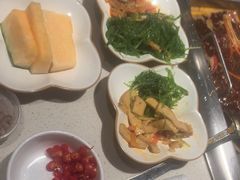 -海底捞火锅鲜切牛肉主题店(长寿路店)