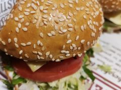 -The Habit Burger Grill 哈比特汉堡(复兴soho店)