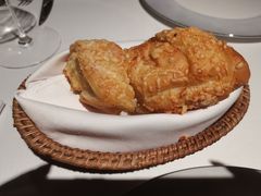 自制蒜蓉面包-Oyster Talks 四度蚝法餐厅