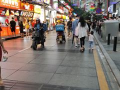 -八一好吃街·高品美食广场