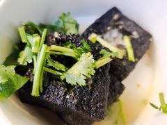 -黑色经典臭豆腐·湖南特产(步行街店)