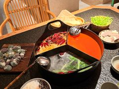 -三出山火锅(南京万象天地店)