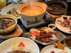 -蝴蝶里·粤菜·点心(滨江龙湖店)