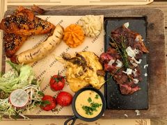 -Mark&Mars Restaurant
