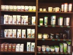 -星巴克(广州中华广场B1层店)