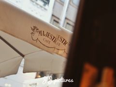 -Majestic Café