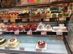 -罗森尼娜(德思勤店)