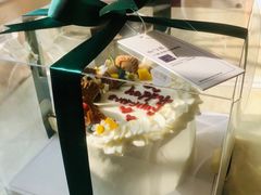 -山与蓝·轻糖鲜果蛋糕(勒泰店)