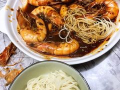 -臻鲜燕海鲜融合餐厅(金陵style店)