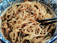 -陇上全荟兰州传统牛肉面(延吉路店)