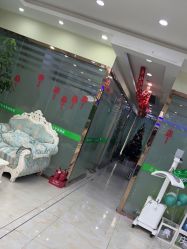 -苗医生0感祛痘连锁