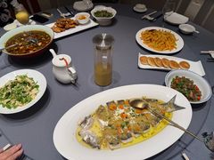 -双湖园·地标武汉菜(黄鹤楼解放路店)