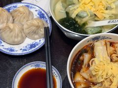 荠菜大馄饨-熙盛源(凤凰街店)