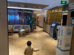 -金色印象·4K影院式足体养生(杨家坪西郊店)