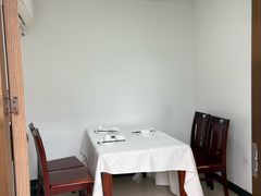 -品香菜馆(旗峰路中侨大厦店)