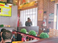 -牛小嫩串串火锅(老国贸总店)