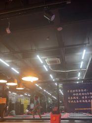 -零重力蹦床空间·滑梯·海洋球·团建(奥特莱斯店)
