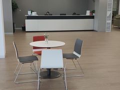 -浙江中升裕迪奥迪4S店(西溪店)