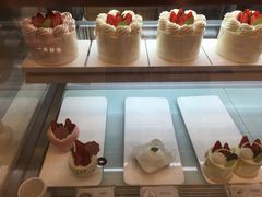 -花花卷卷·鲜食蛋糕(静安久光百货店)