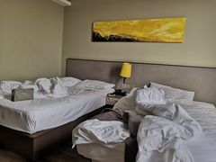 -如家精选酒店(广州萝岗宝能演艺中心香雪地铁站店)