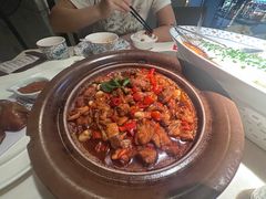 -千百味红餐厅·非遗江西菜(绿地双子塔总店)