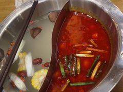 -黔哆哆地摊酸汤火锅(清湖店)