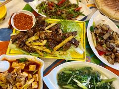 -四姑娘山阿巴郎·藏式花园餐厅