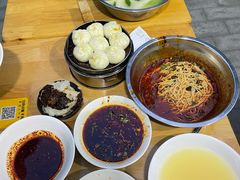 -王菊美食街·王菊面馆(总店)