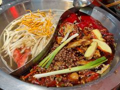 -四小区火锅·巷子里的重庆火锅(花照壁店)