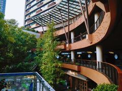 -瑞虹新天地月亮湾
