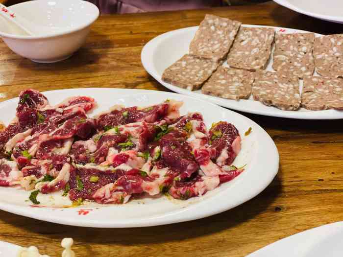 牛妈妈炭烤火锅休闲餐吧(长平店)-"牛肉吃的很过瘾!