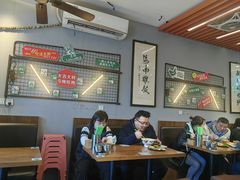 -绿柠食堂(北外滩店)